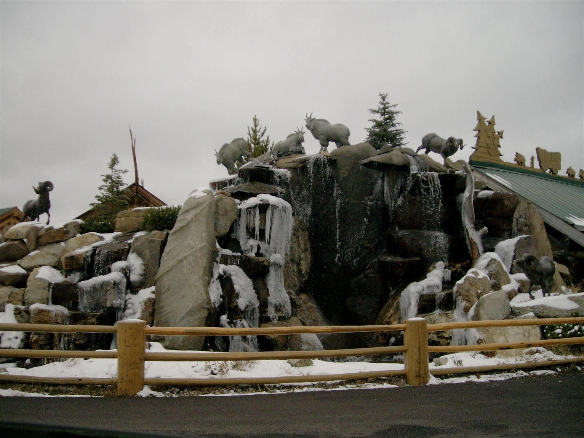 Villa Hibernation Station West Yellowstone Exterior foto